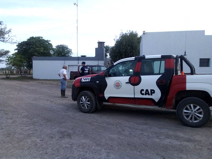Operativos policiales en zonas rural y urbana de Brinkmann